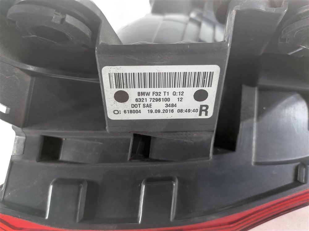 Thumbnail 9: 14-17 BMW 428i 430i 435i 440i M4 (F32 F33 F36 F82) RIGHT TAILLIGHT BRAKE LIGHT