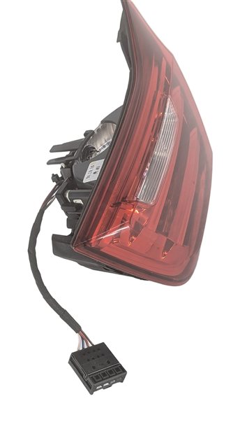 Thumbnail 4: 14-17 BMW 428i 430i 435i 440i M4 (F32 F33 F36) RIGHT INNER TAILLIGHT LIGHT LAMP