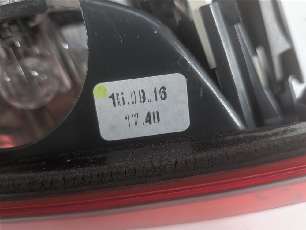 Thumbnail 9: 14-17 BMW 428i 430i 435i 440i M4 (F32 F33 F36) LEFT INNER TAILLIGHT LIGHT LAMP