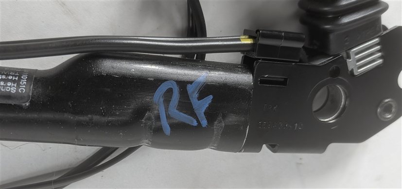 Thumbnail 9: 12-19 BMW 2 3 4 M3 (F22 F32 F33 F34 F36) FRONT RIGHT PASSENGER SEATBELT RECEIVER