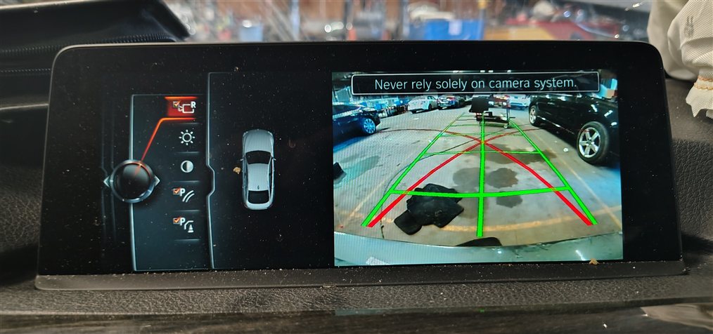 Thumbnail 2: 09-18 BMW 2 3 4 5 7 M5 X3 X5 X6 (F01 F07 F10 F15) REARVIEW CAMERA & TRUNK HANDLE