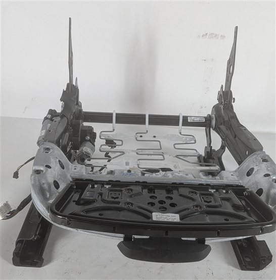 Thumbnail 3: 14-20 BMW 3 4 SERIES (F30 F32) FRONT RIGHT PASSENGER SEAT TRACK w/ ADJUST MOTORS
