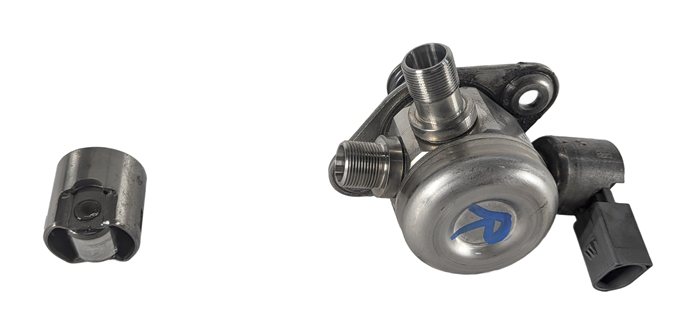 Thumbnail 4: 11-20 MERCEDES E S SL GL (W205 W166 W212 X166 X253) RIGHT MECHANICAL FUEL PUMP
