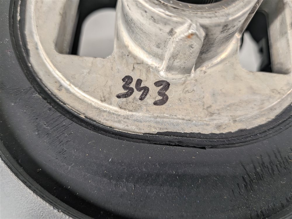 Thumbnail 6: 12-16 ML GL (X166 W166) 4 SPOKE STEERING WHEEL & RADIO CONTROLS (Black)