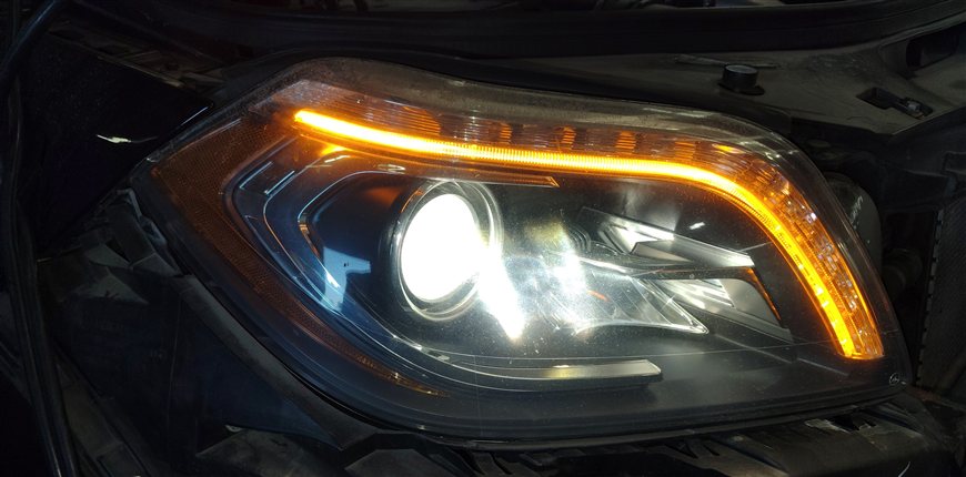 Thumbnail 2: 2013-2016 MERCEDES GL350 GL450 GL550 (X166) RIGHT XENON HID HEADLIGHT LIGHT LAMP
