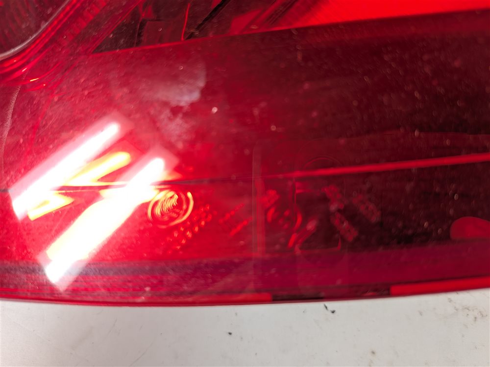 Thumbnail 13: 13-16 MERCEDES GL (X166) REAR LEFT DRIVER OUTER TAILLIGHT BRAKE LIGHT LAMP