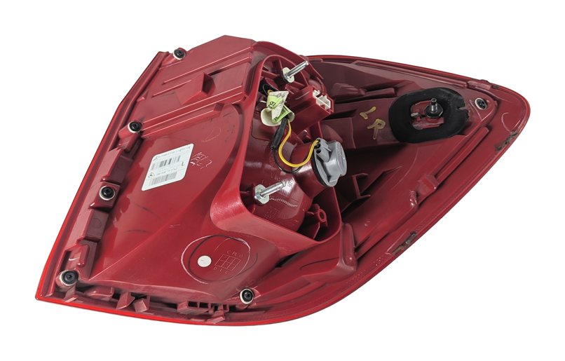 Thumbnail 5: 13-16 MERCEDES GL (X166) REAR LEFT DRIVER OUTER TAILLIGHT BRAKE LIGHT LAMP