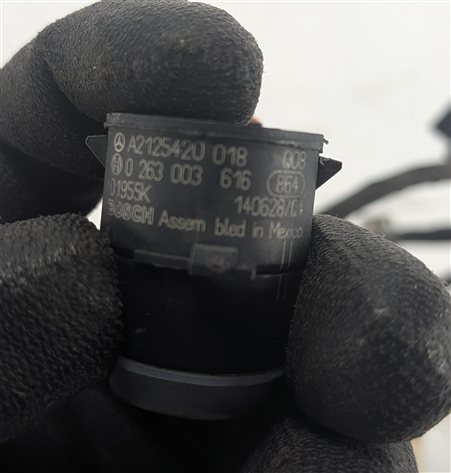 Thumbnail 8: 2015 MERCEDES GL550 (X166) REAR PARK ASSIST PDC DISTANCE SENSOR SET/4 (Black)