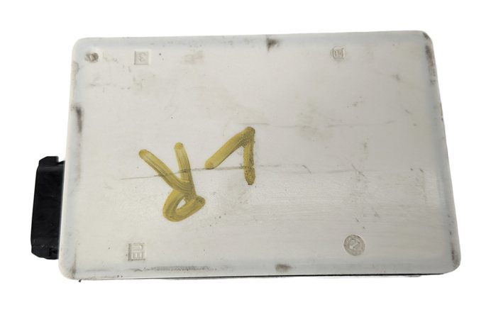 Thumbnail 4: 2015 MERCEDES GL550 (X166) REAR LEFT BLIND SPOT RADAR SENSOR MODULE