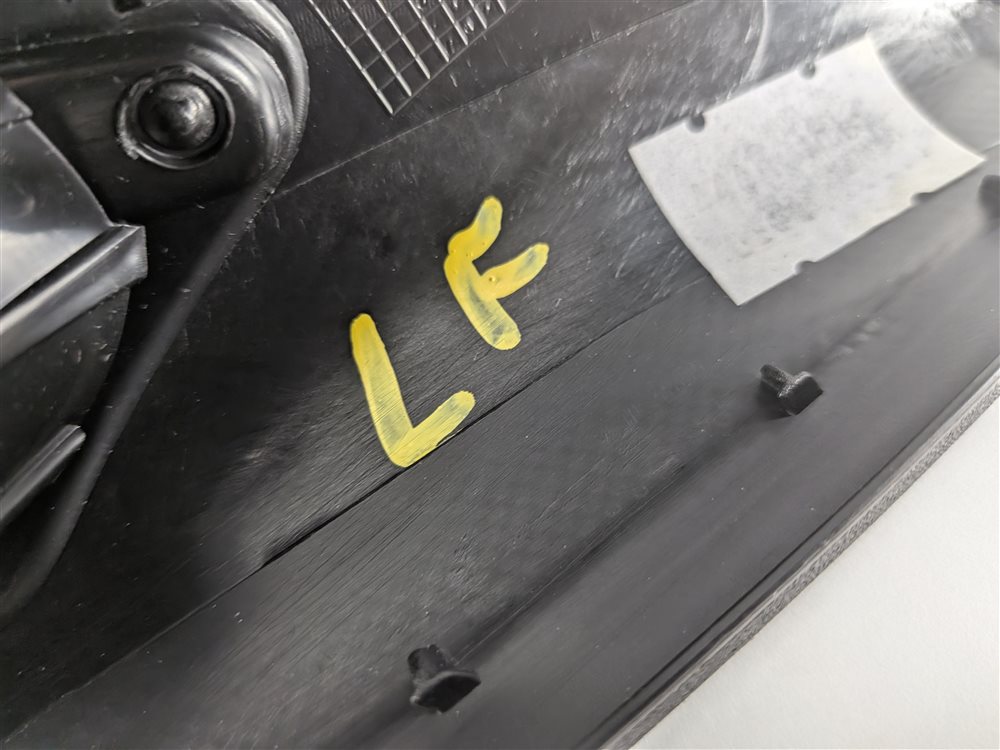 Thumbnail 6: 2015 MERCEDES GL550 (X166) FRONT DOOR HARMAN KARDON TWEETER COVER GRILLE SET/2