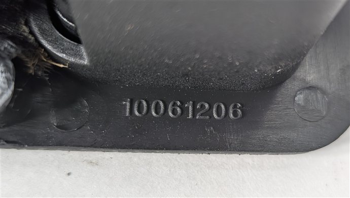 Thumbnail 6: 2015 MERCEDES GL550 (X166) REAR SEAT FOLD DOWN RELEASE SWITCH PANEL w/BUTTONS