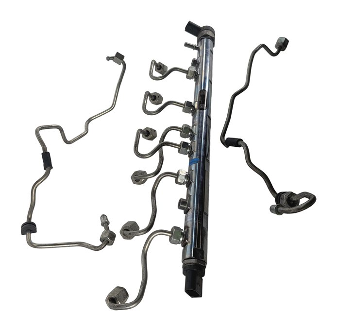 Thumbnail 4: 2014-2016 BMW 535D F10 3.0L N57 DIESEL COMMON FUEL RAIL w/LINES PRESSURE SENSOR