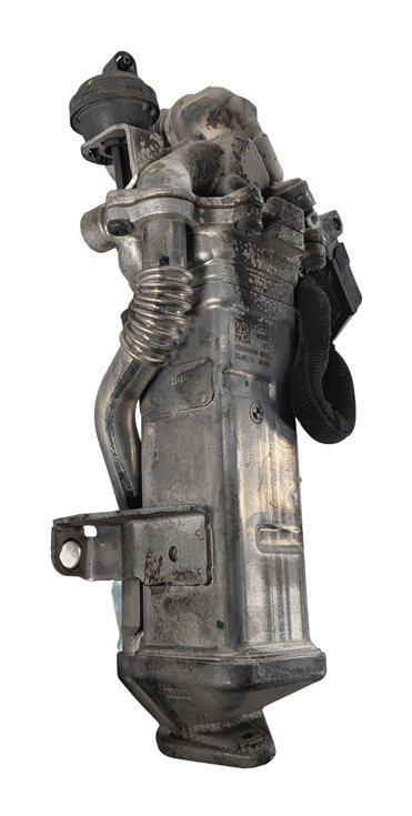 Thumbnail 3: 14-18 BMW 328i 535i 740I X3 X5 F30 F01 F10 F15 DIESEL ENGINE EGR VALVE ASSEMBLY