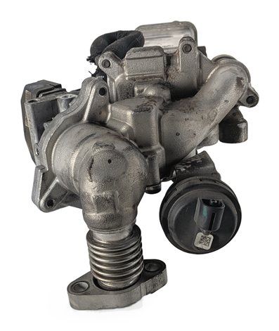 Thumbnail 4: 14-18 BMW 328i 535i 740I X3 X5 F30 F01 F10 F15 DIESEL ENGINE EGR VALVE ASSEMBLY