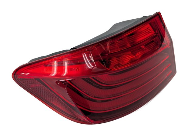 2014-2016 BMW 528i 535i 550i M5 (F10) LEFT DRIVER TAILLIGHT BRAKE LIGHT LAMP