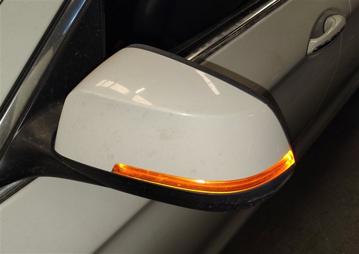 Thumbnail 2: 14-16 BMW 528i 535i 550i (F10) LEFT P-FOLD HEAT MEM AUTODIM DOOR MIRROR (White)