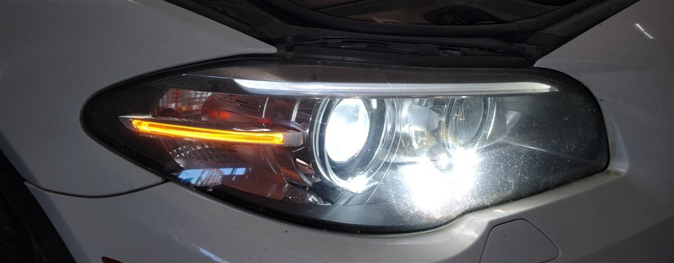 Thumbnail 2: 2014-2016 BMW 528i 535i 550i M5 (F10) RIGHT HID XENON ADAPTIVE HEADLIGHT LAMP