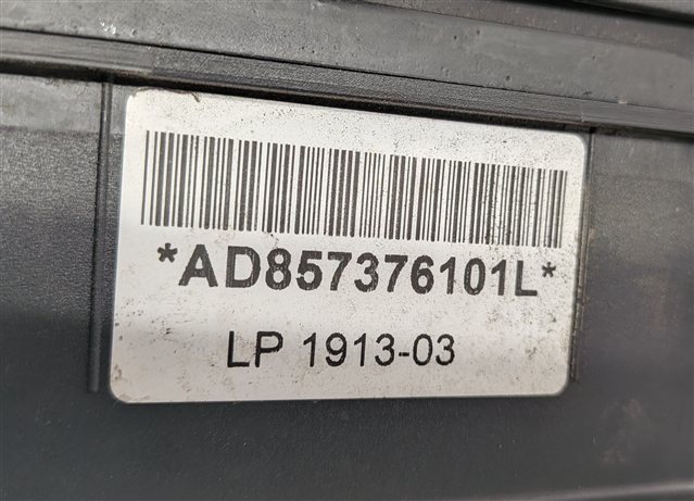 Thumbnail 9: 2014-2018 BMW 535i 740i X5 (F01 F10 F15) 3.0L DIESEL AIR FILTER BOX ASSEMBLY