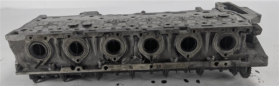 Thumbnail 6: 14-18 BMW 535D 740D X5 (F01 F02 F10 F15) 3.0L N57T DIESEL ENGINE CYLINDER HEAD