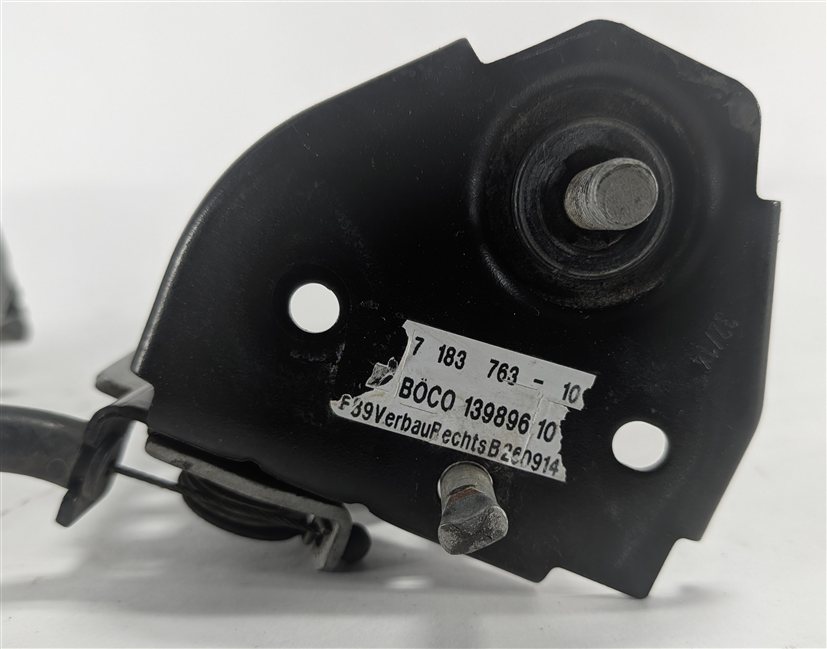 Thumbnail 8: 2015 BMW 535D (F10) FRONT LEFT/RIGHT HOOD LID LOCK LATCH SET/2 w/RELEASE CABLE