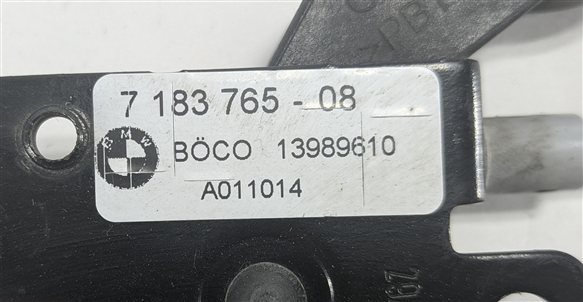 Thumbnail 9: 2015 BMW 535D (F10) FRONT LEFT/RIGHT HOOD LID LOCK LATCH SET/2 w/RELEASE CABLE