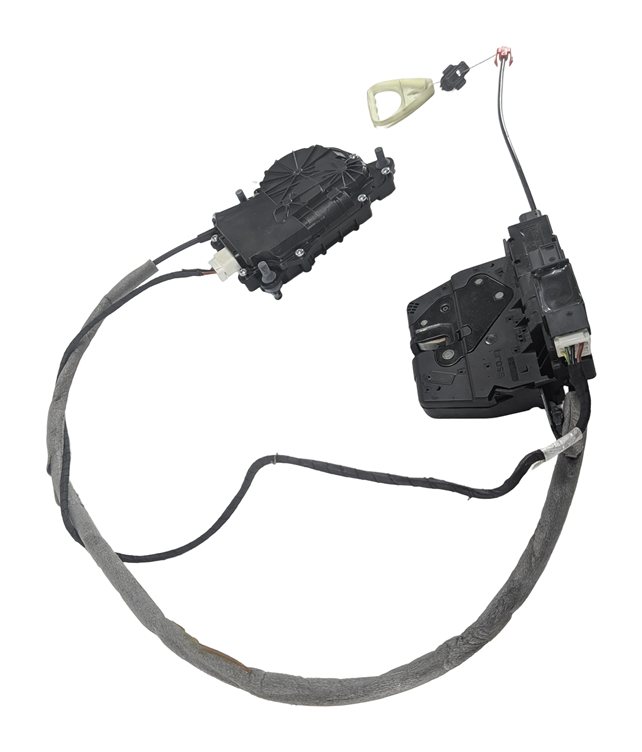 Thumbnail 4: 15 BMW 535D F10 REAR TRUNK LID SOFT CLOSE POWER LOCK LATCH ACTUATOR MOTOR