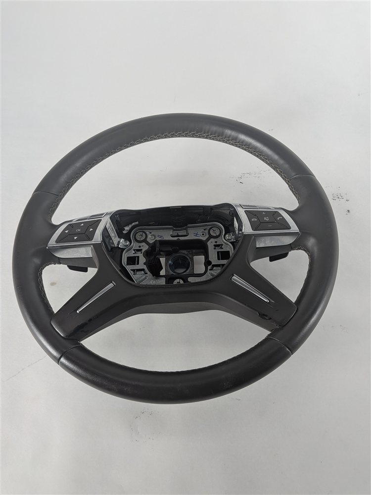 Thumbnail 2: 12-18 MERCEDES GL450 GL550 ML350 (X166 W166) LEATHER STEERING WHEEL (Brown)