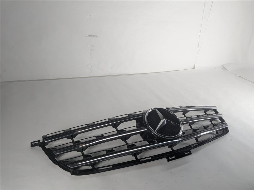 2012-2015 MERCEDES ML250 ML350 ML400 ML550 (W166) FRONT UPPER CENTER GRILLE TRIM