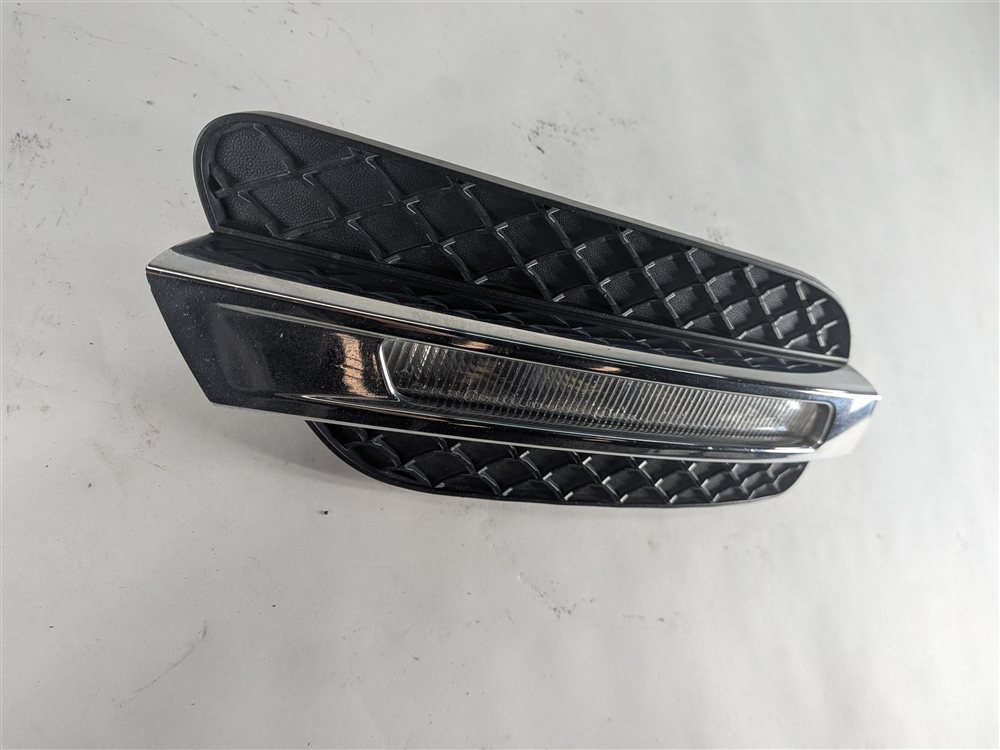 Thumbnail 6: 2012-2015 MERCEDES ML250 ML350 ML400 ML550 (W166) LEFT DRL FOGLIGHT LIGHT LAMP