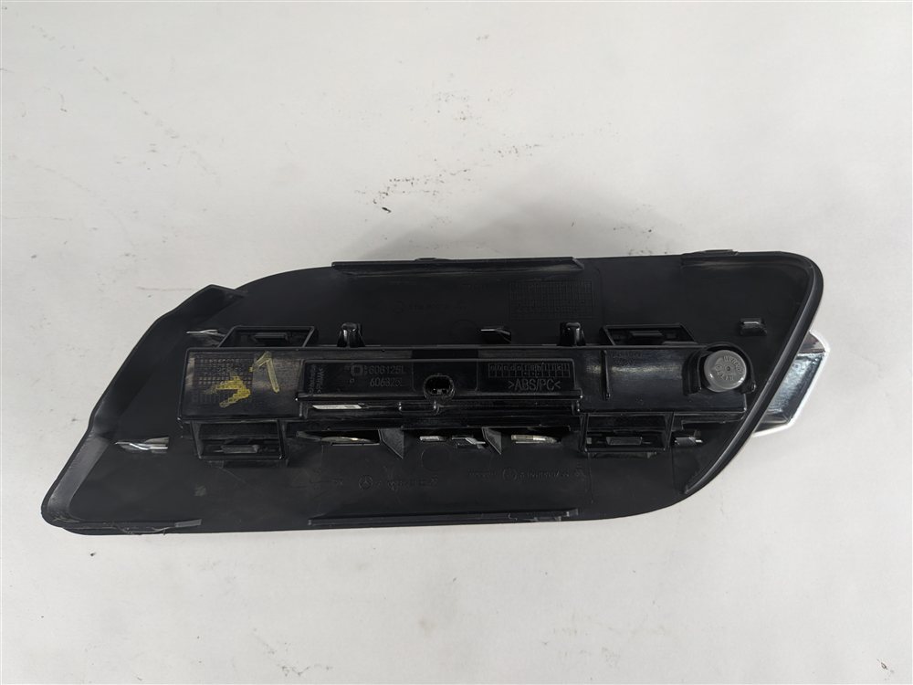 Thumbnail 8: 2012-2015 MERCEDES ML250 ML350 ML400 ML550 (W166) LEFT DRL FOGLIGHT LIGHT LAMP