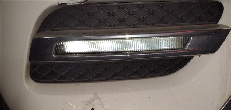 Thumbnail 2: 12-15 MERCEDES ML250 ML350 ML400 ML550 (W166) RIGHT PASSENGER DRL FOGLIGHT LAMP