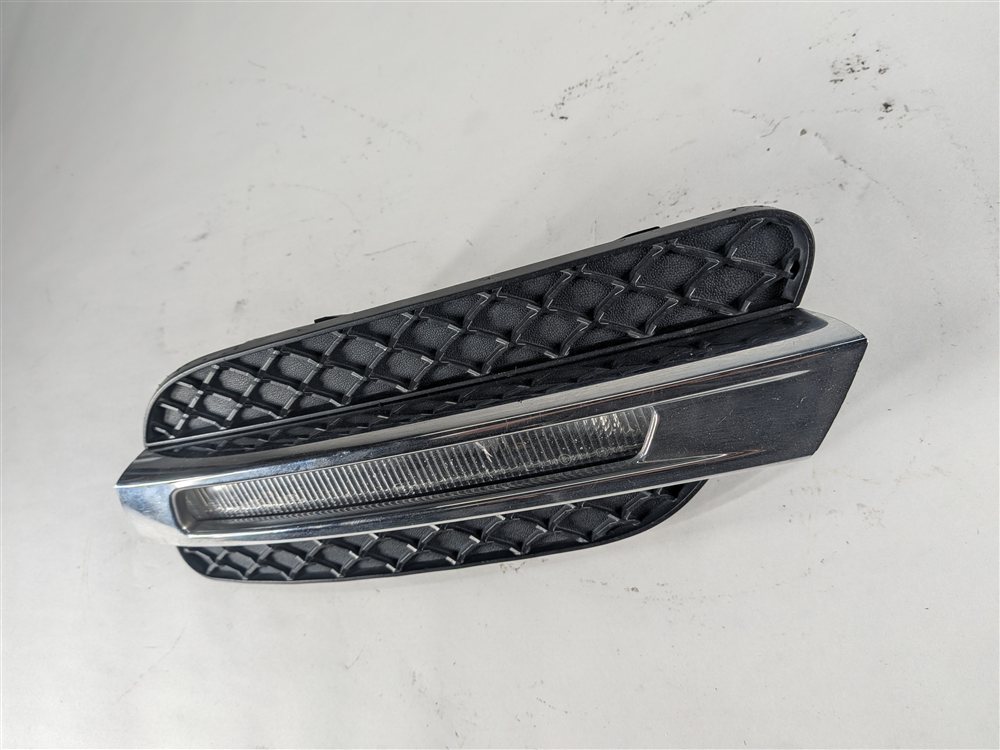 Thumbnail 5: 12-15 MERCEDES ML250 ML350 ML400 ML550 (W166) RIGHT PASSENGER DRL FOGLIGHT LAMP