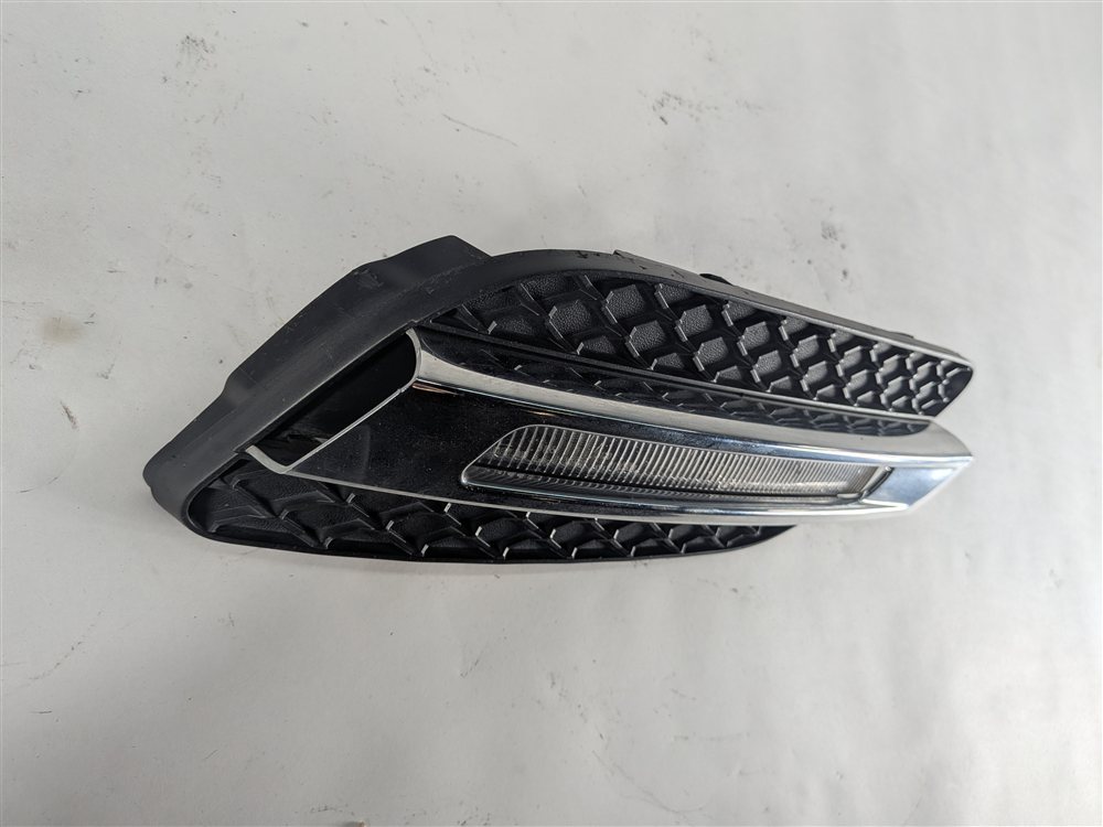 Thumbnail 6: 12-15 MERCEDES ML250 ML350 ML400 ML550 (W166) RIGHT PASSENGER DRL FOGLIGHT LAMP