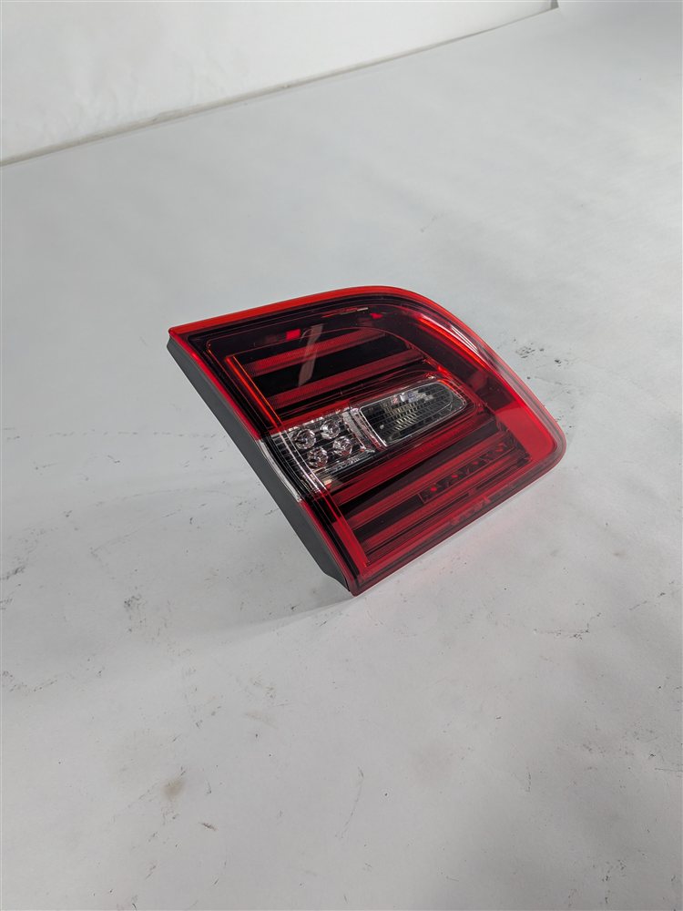 2012-2015 MERCEDES ML CLASS (W166) LEFT DRIVER REAR INNER TAILLIGHT LIGHT LAMP