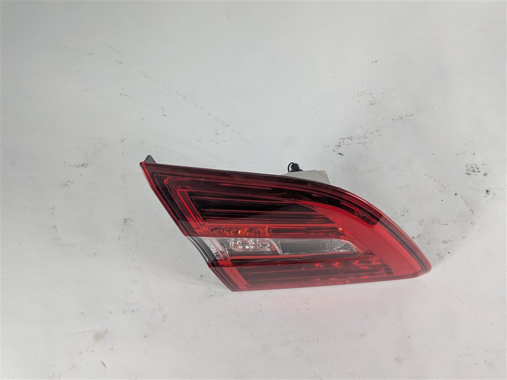 Thumbnail 3: 2012-2015 MERCEDES ML CLASS (W166) LEFT DRIVER REAR INNER TAILLIGHT LIGHT LAMP