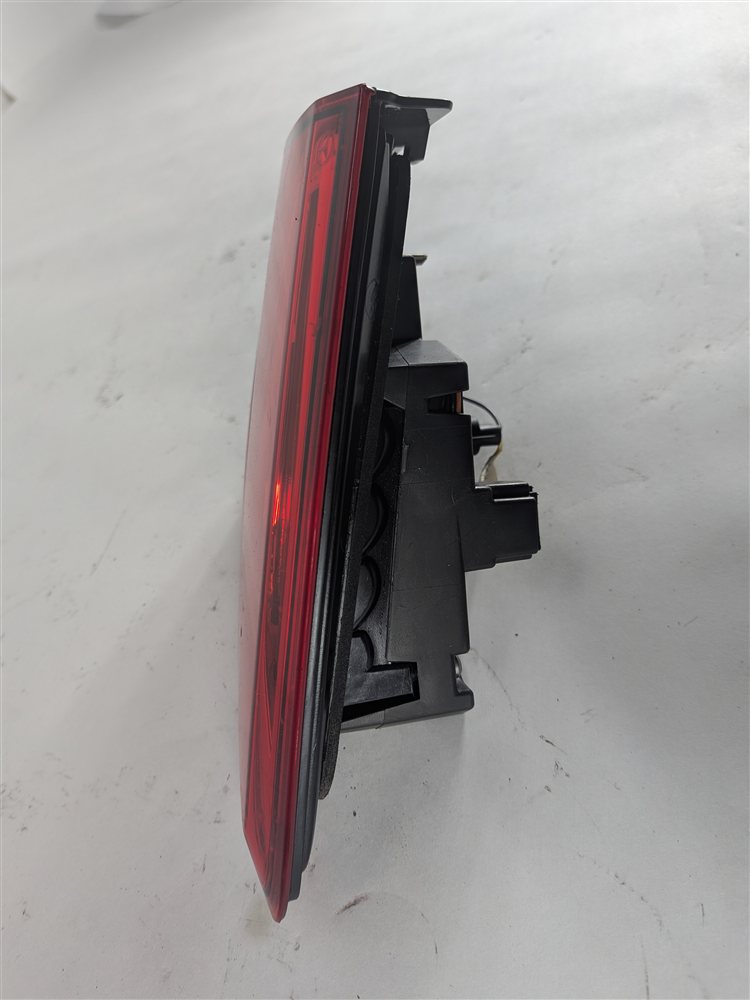 Thumbnail 7: 12-15 MERCEDES ML CLASS (W166) RIGHT PASSENGER REAR INNER TAILLIGHT LIGHT LAMP