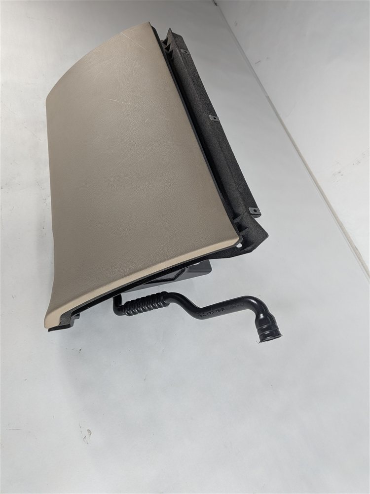 Thumbnail 4: 12-19 MERCEDES GL GLS ML CLASS (W166 X166) GLOVE BOX STORAGE COMPARTMENT (Beige)