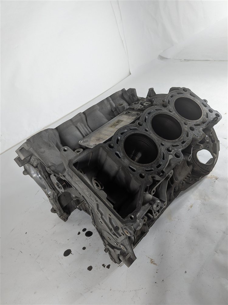 2013-2015 MERCEDES ML350 W166 3.0L OM642 DIESEL BARE ENGINE BLOCK w/OIL COOLER