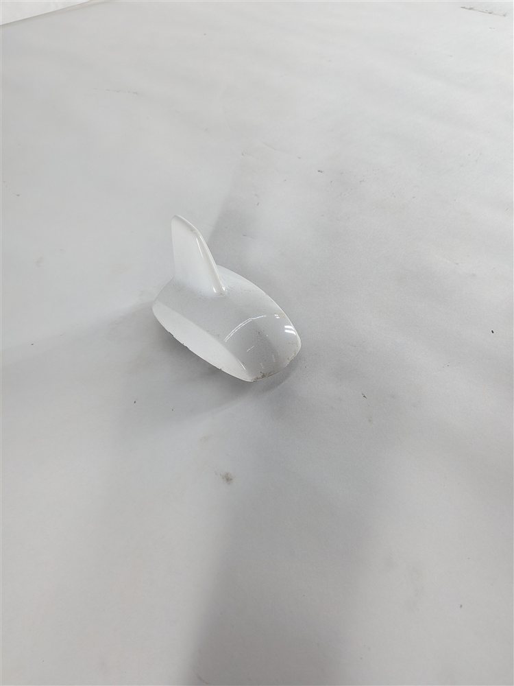 12-20 MERCEDES GL GLA GLE ML SL SLK SLC CLA ROOF SHARK FIN ANTENNA (White)