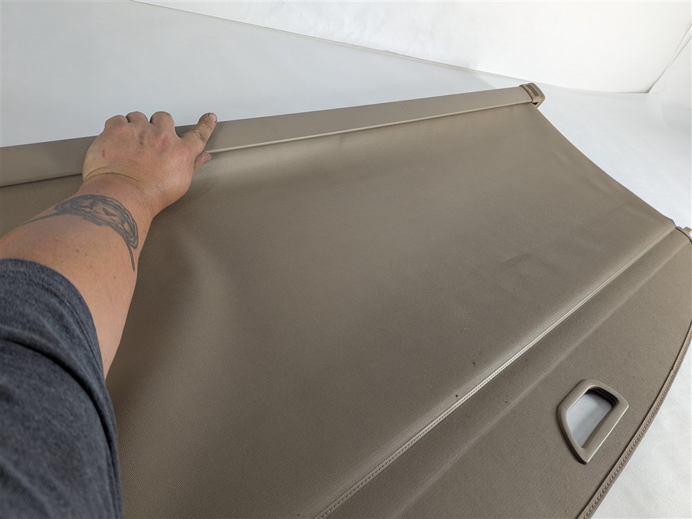 Thumbnail 8: 12-19 MERCEDES ML GLE (W166) REAR TRUNK PRIVACY RETRACTABLE CARGO COVER (Beige)