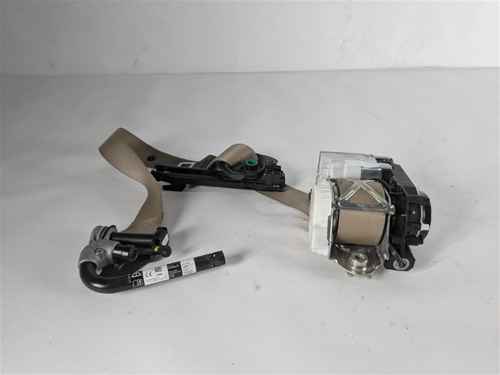 Thumbnail 6: 12-16 MERCEDES GL CLASS (X166) FRONT RIGHT PASSENGER SEATBELT RETRACTOR (Beitge)