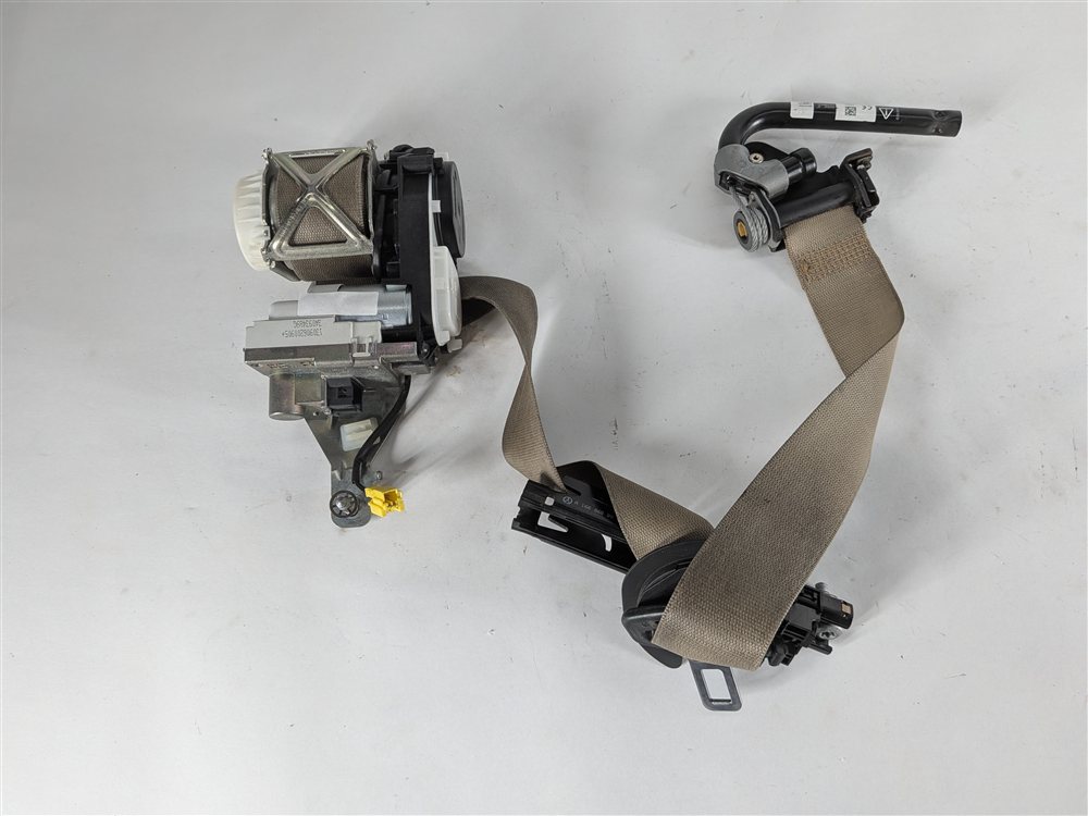 Thumbnail 3: 12-16 MERCEDES GL CLASS W166 X166 FRONT LEFT DRIVER SEATBELT RETRACTOR (Beitge)