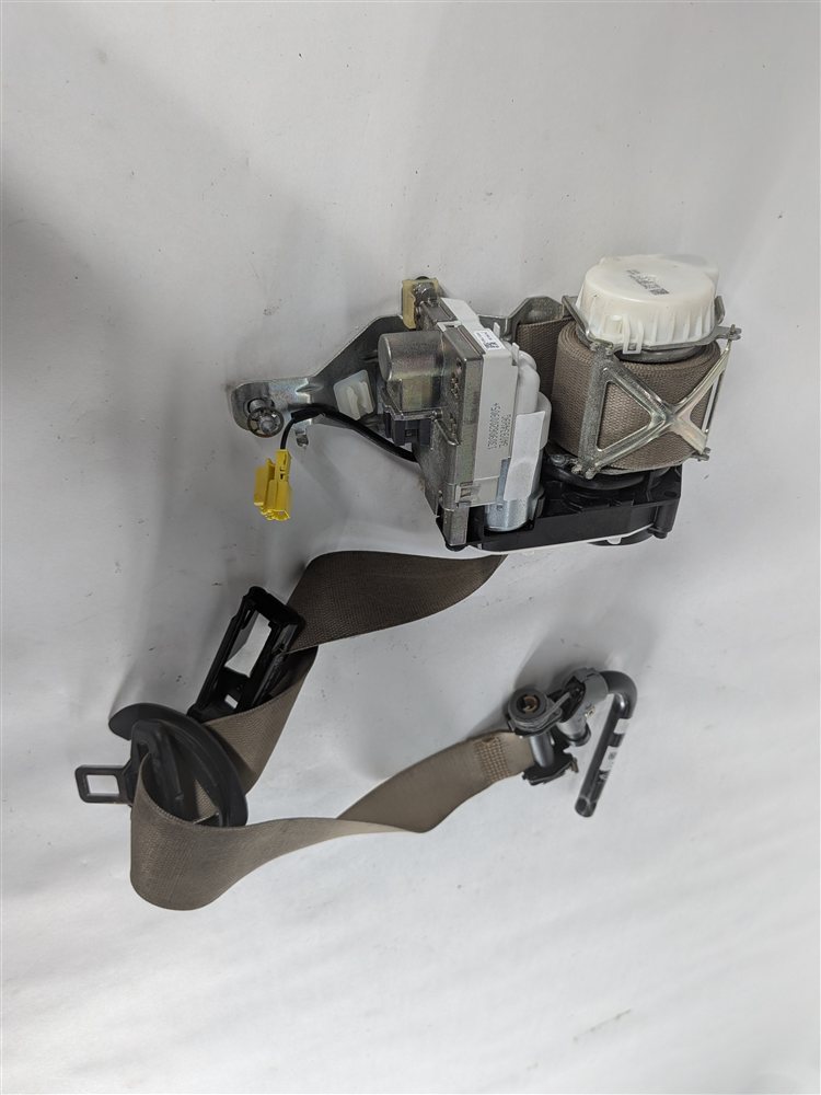 Thumbnail 5: 12-16 MERCEDES GL CLASS W166 X166 FRONT LEFT DRIVER SEATBELT RETRACTOR (Beitge)
