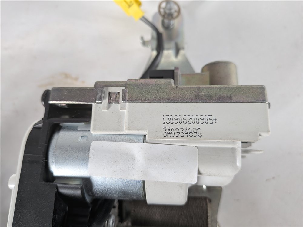 Thumbnail 9: 12-16 MERCEDES GL CLASS W166 X166 FRONT LEFT DRIVER SEATBELT RETRACTOR (Beitge)