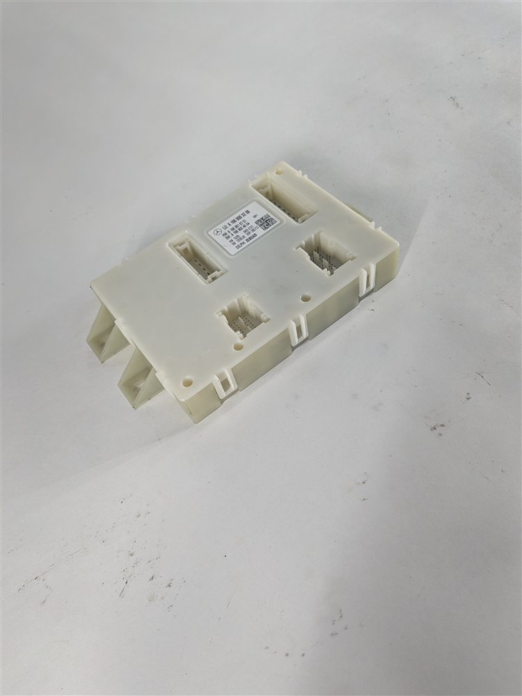 13-14 MERCEDES ML350 ML550 ML63 AMG (W166) REAR SIGNAL ACQUISITION MODULE (SAM)