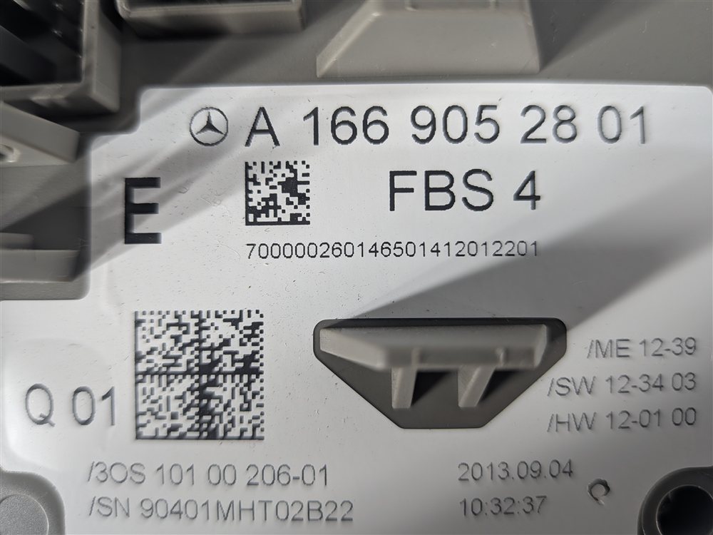 Thumbnail 10: 2014 MERCEDES GL ML CLASS (W166 X166) FRONT DASH IGNITION SWITCH KEY MODULE