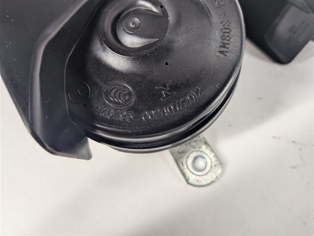 Thumbnail 10: 13-19 MERCEDES GL GLE GLS ML CLASS (W166 X166) HIGH & LOW TONE SAFETY HORN SET
