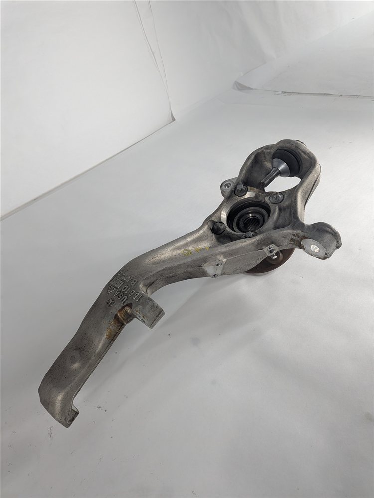 12-19 MERCEDES GL350 GL550 ML350 ML550 (W166 X166) LEFT FRONT SPINDLE KNUCKLE