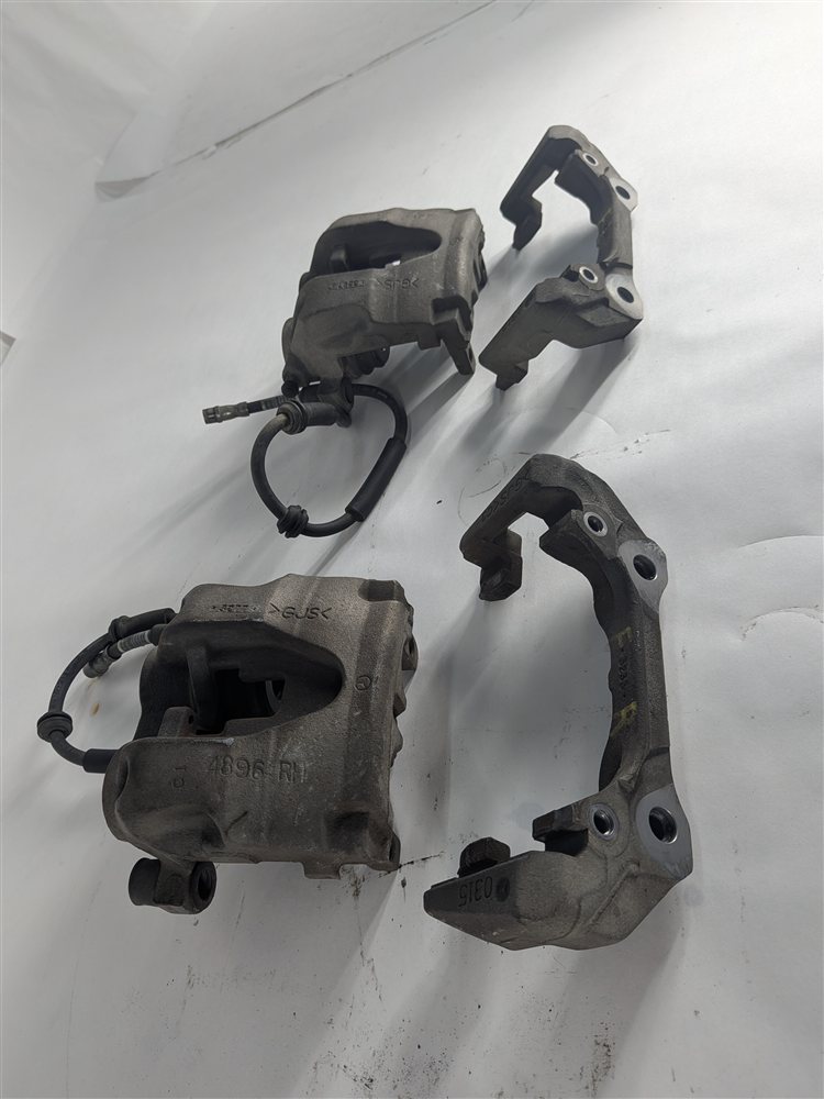 Thumbnail 5: 12-19 MERCEDES GL GLS ML (W166 X166) FRONT LEFT & RIGHT BRAKE CALIPER SET-2