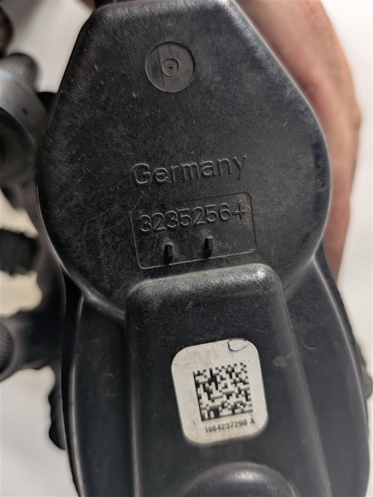 Thumbnail 11: 2012-2018 MERCEDES GLE300D GLE350 ML250 ML350 (W166) RIGHT REAR BRAKE CALIPER